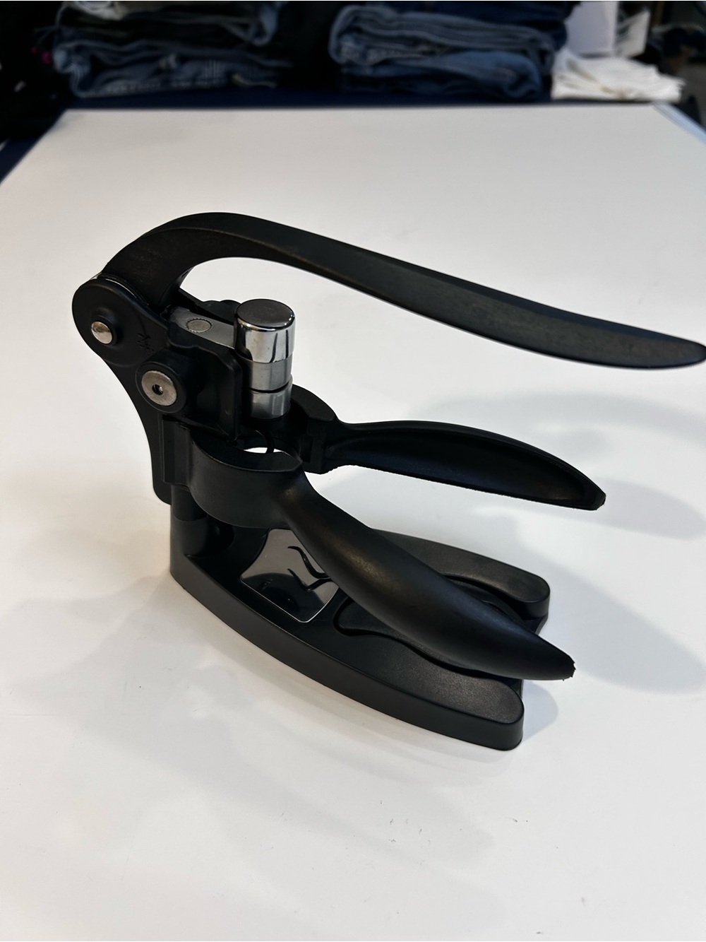Black Lever-Style Wine Bottle Opener with Foil Cutter